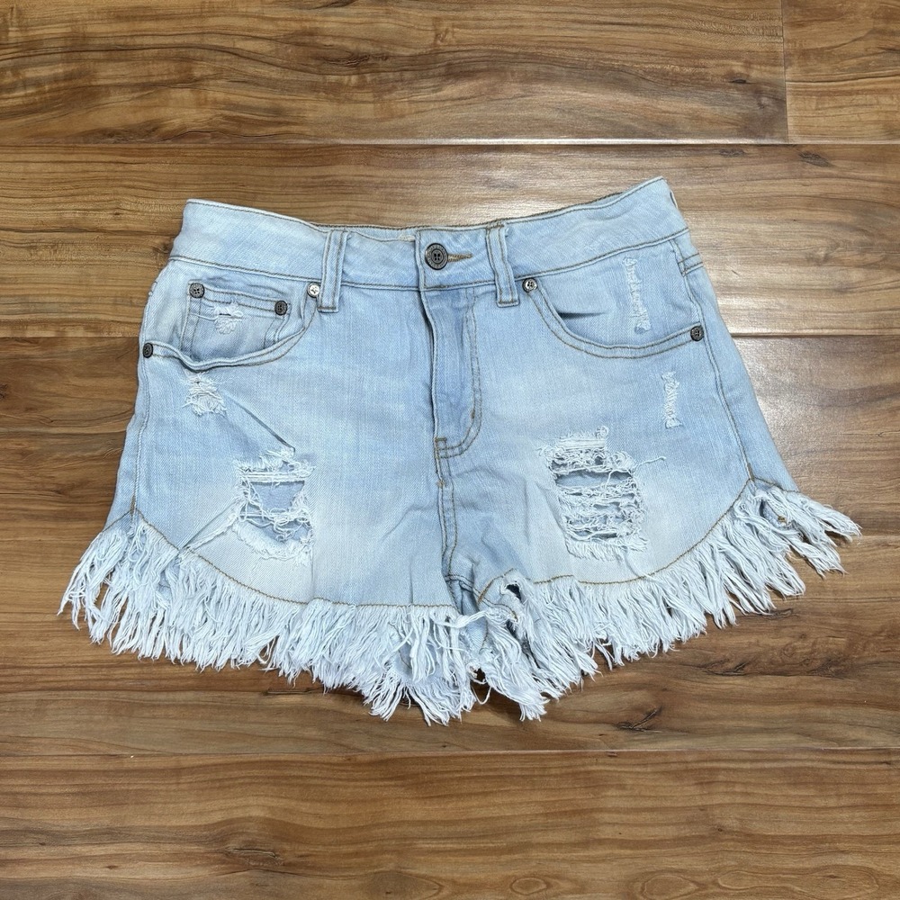 Altar'd State Women's Light Wash Denim Distressed Hem Jean Shorts Sz 25/1
